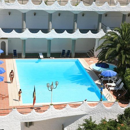 Hotel Falcone Vieste Esterno foto