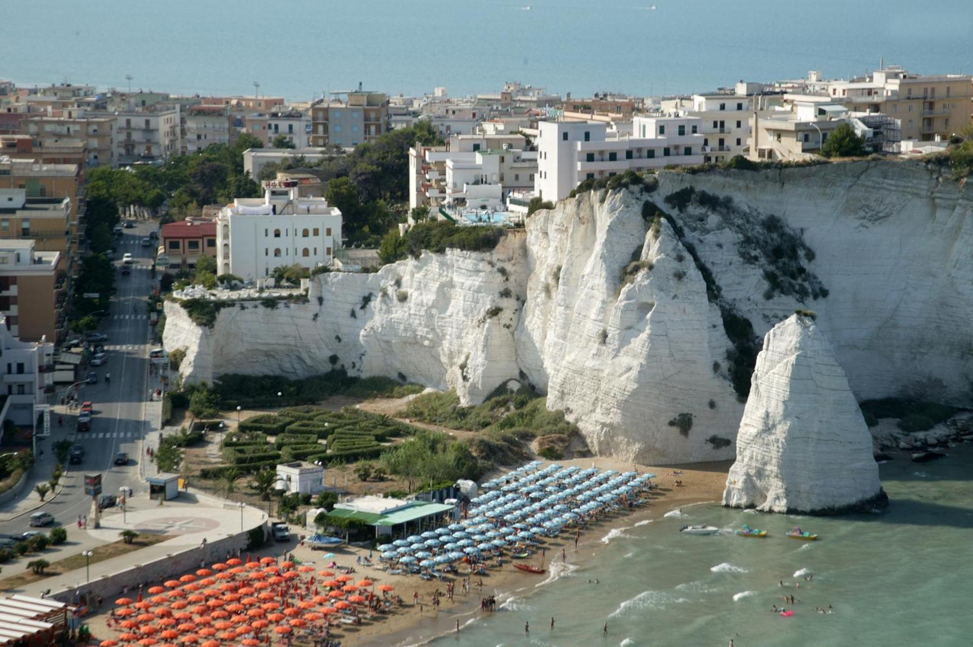 Hotel Falcone Vieste Esterno foto