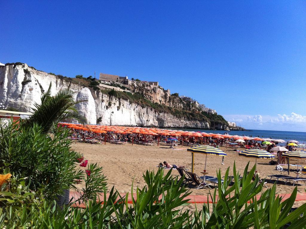 Hotel Falcone Vieste Esterno foto