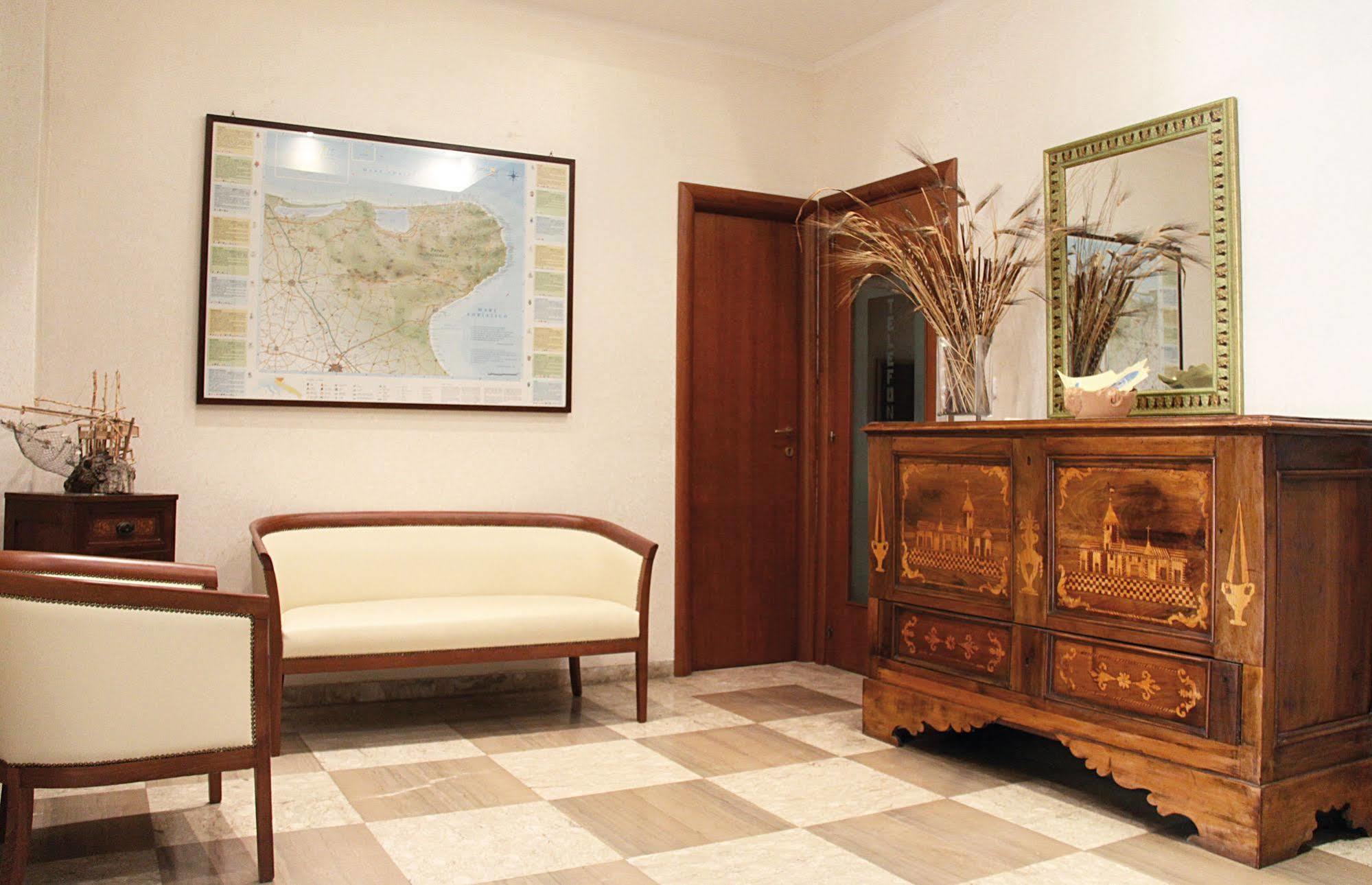 Hotel Falcone Vieste Esterno foto